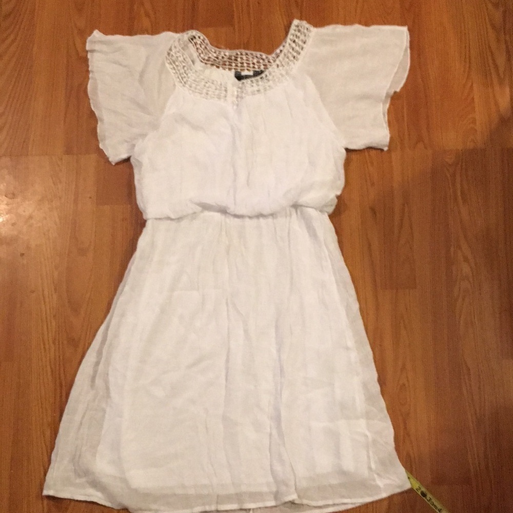 Mlle Gabrielle White Dress size large (K)